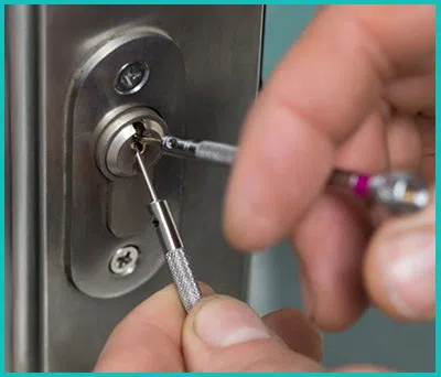 Hewlett Locksmith Service Hewlett, NY 516-283-5296 - 1-4